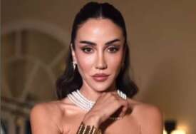 (FOTO) Influenserka u bijelom od glave do pete:  Rođena Sarajka Tamara Kalinić svoj BESPRIJEKORNI STIL pokazala na crvenom tepihu Kanskog festivala