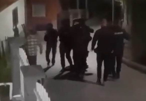 Teočak, napad na policajca