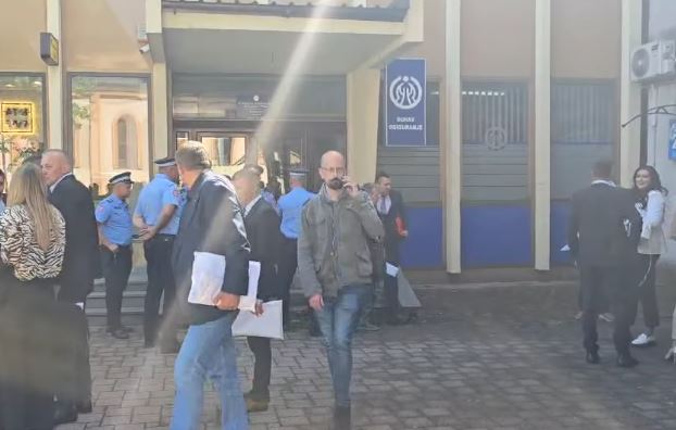 Drama na sjednici Skupštine opštine Teslić