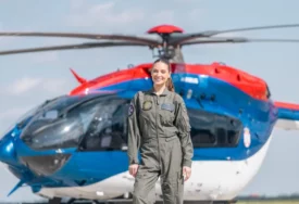 (FOTO) Prelijepa Neda u vojnoj uniformi će vas oduševiti "Helikopter bez mog odobrenja ne polijeće"