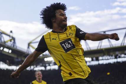 Girasi i Adejemi briljirali: Borusija Dortmund nastavila kasni sprint ka top 4