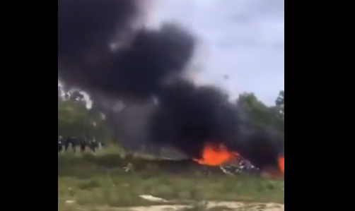 (VIDEO) Srušio se policijski helikopter: Letjelica se usred pada zapalila, IMA MRTVIH
