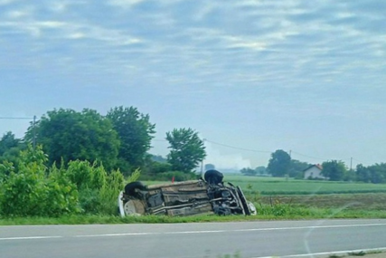 NESREĆA U BIJELJINI Pijani vozač povrijeđen u slijetanju automobila, zadržan u bolnici
