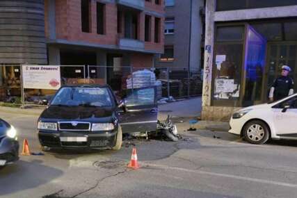 Sudar mopeda i automobila u Bijeljini: U nesreći na raskrsnici povrijeđen maloljetnik