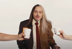 (VIDEO) ITALIJANI SU UZNEMIRENI Novi skandal uoči "Evrovizije" zbog pjesme "Espresso Macchiato"
