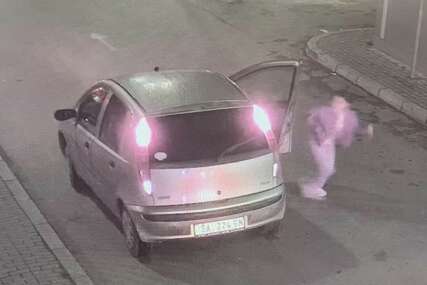 (FOTO) Na glavi kačket, oko vrata torbica: Ovo je lopov koji je UKRAO AUTOMOBIL sa djevojčicom (12)