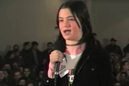 (FOTO) Jedva bi je prepoznali: Rumeni obrazi i simpatična frizura krasili su Milicu Pavlović U MLADOSTI, evo kako je izgledala