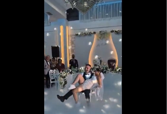 (VIDEO) "To vam je za spavaću sobu ili ZA STRIPTIZ BAR" Prvi ples mladenaca sa Balkana izazvao HAOS NA MREŽAMA, mnogi kažu da je PREVIŠE VULGARAN