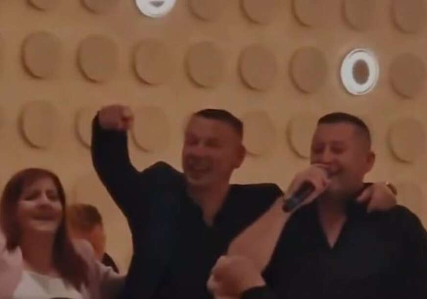 (VIDEO) “Svaka bi fukara da ubije vuka” Nenad Nešić nakon izlaska iz pritvora organizovao slavlje za prijatelje i stranačke kolege