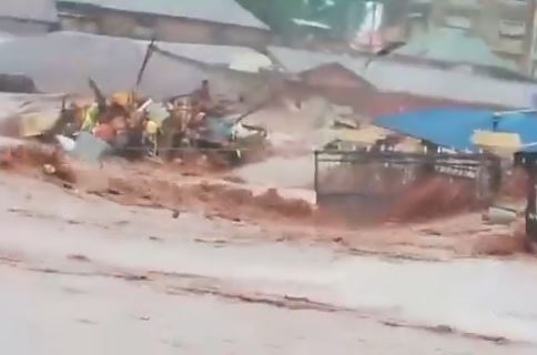 (VIDEO) HAOS U NIGERIJI U stravičnim poplavama poginulo najmanje 88 osoba, na terenu sve raspoložive snage