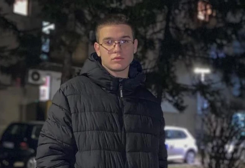 (FOTO) "Ni glasa, ni koraka, SAMO TIŠINA" Poruka majke poginulog mladića (20) SLAMA SRCE