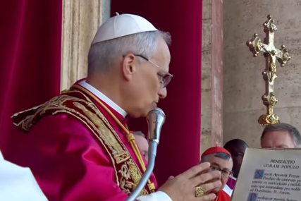"Mir sa vama" Novoizabrani papa se obratio svijetu sa balkona Sikstinske kapele