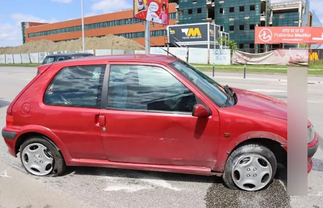 Filmska scena u Zagrebu: Žena MRTVA PIJANA izazvala 2 saobraćajke, pa bježala od policije, a sve to sa PROBUŠENIM GUMAMA
