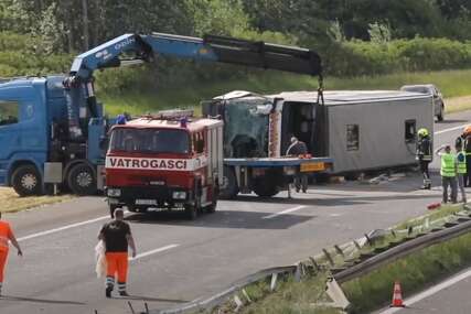 (VIDEO, FOTO) Učestvovao autobus iz BiH, POGINULE 2 OSOBE: Ministarstvo zdravlja Hrvatske o teškoj nesreći na auto-putu, POVRIJEĐENO 31