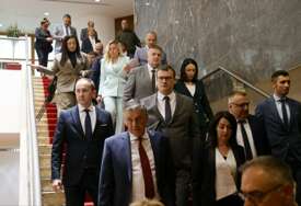 Platforma za mir ili za dolazak na vlast: Hoće li Čović REĆI DA opoziciji iz Srpske ili će ostati vjeran Dodiku