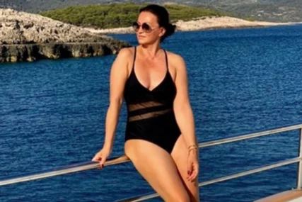 Nina Badrić (52) skinula kilograme po Đokovićevom receptu: Pjevačica pokazala TIJELO U KUPAĆEN, izgleda bolje nego ikad