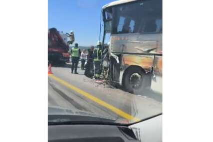 NESREĆA KOD SPLITA Sudarila se 2 autobusa, hitna pomoć i vatrogasci na terenu