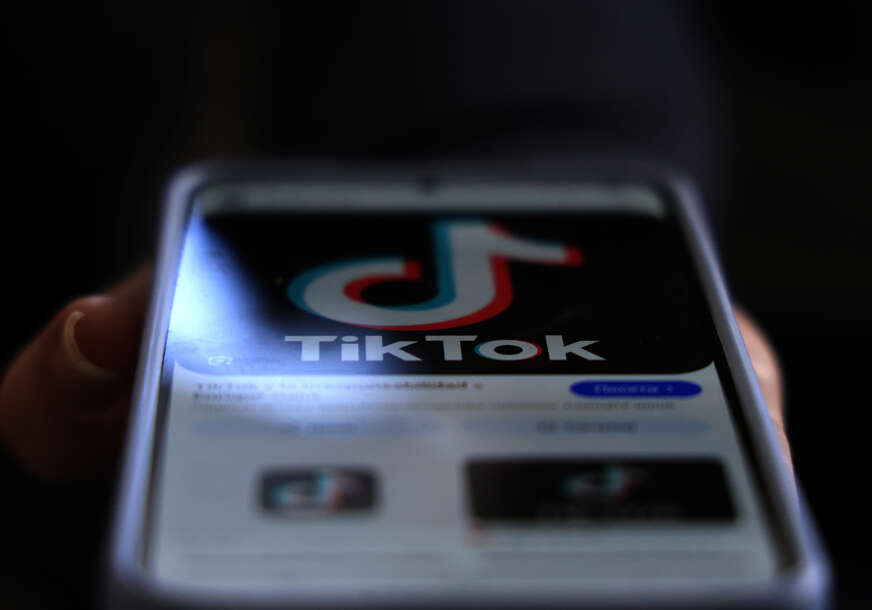 TIK TOK 