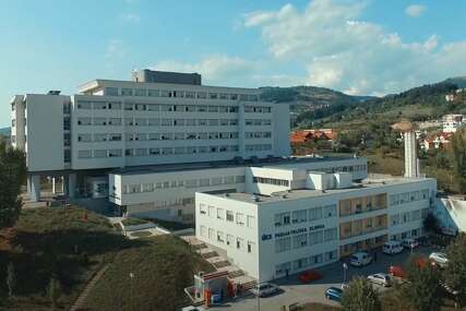 (FOTO) Oglasili se iz KCUS: Na liječenju zadržana 2 pacijenta sa SUMNJOM NA LEPTOSPIROZU, evo u kakvom su stanju