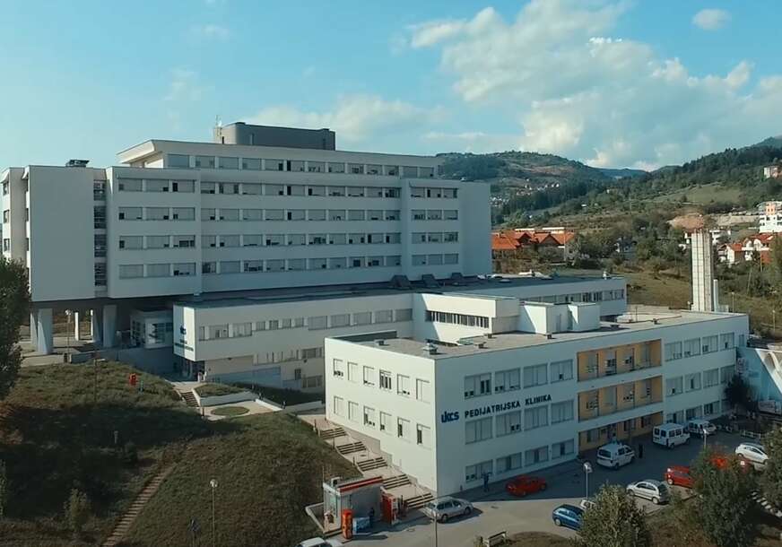 (FOTO) Oglasili se iz KCUS: Na liječenju zadržana 2 pacijenta sa SUMNJOM NA LEPTOSPIROZU, evo u kakvom su stanju