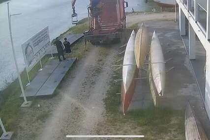 Furtula najavio prijavu policiji: Klub Jedrina u Višegradu ostao bez veslačkih pontona