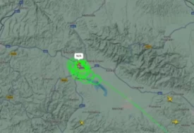 Avion EUFOR sat vremena kruži iznad Prijedora: Objavljen i snimak leta iznad grada
