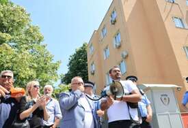 (VIDEO, FOTO) "MILANE, ČEKAMO TE NAPOLJU" Radulović poručio da u Republici Srpskoj svakog može zadesiti Miličevića sudbina