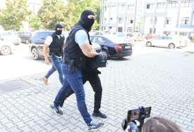(FOTO) Rosić ide iza rešetaka, ODREĐEN MU PRITVOR: Policija u pretresu pronašla više od 2 kilograma MARIHUANE