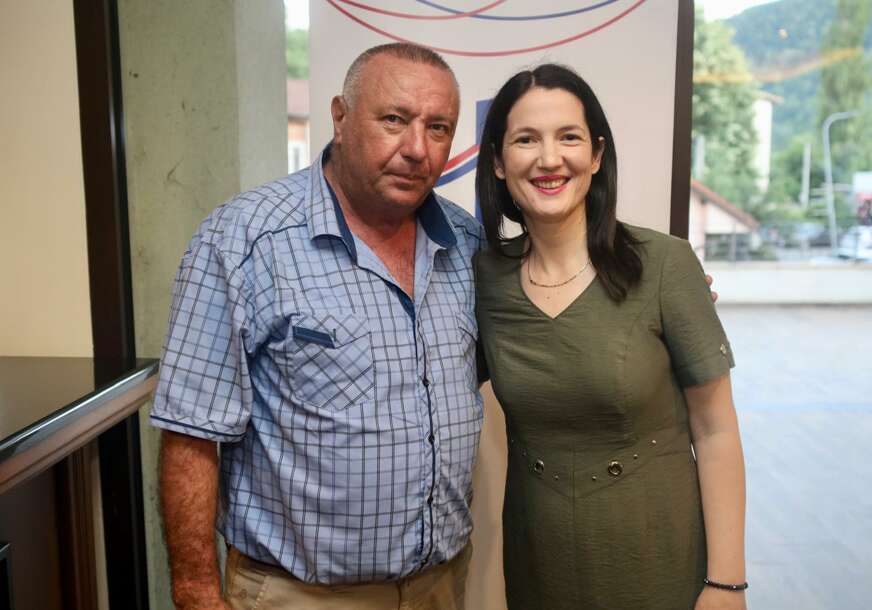 FOTO: NARODNI FRONT