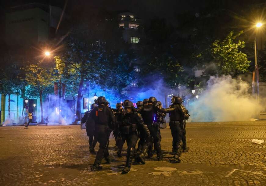 (FOTO) 192 OSOBE POVRIJEĐENE, 2 MRTVIH Tragičan epilog slavlja osvajanja titule Pari Sen Žermen