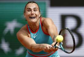 ČEKA SE ŠVOJNTEK Sabalenka savladala Kineskinju i došla do polufinala na Rolan Garosu