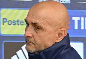"Nisam imao namjeru odustati" Selektor fudbalske reprezentacije Italije Lučijano Spaleti DOBIO OTKAZ