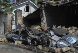 "Krovovi su uništeni, automobili IZGORJELI" Rusija izvela novi NAPAD DRONOVIMA na Harkov, požari u stanovima, ima STRADALIH