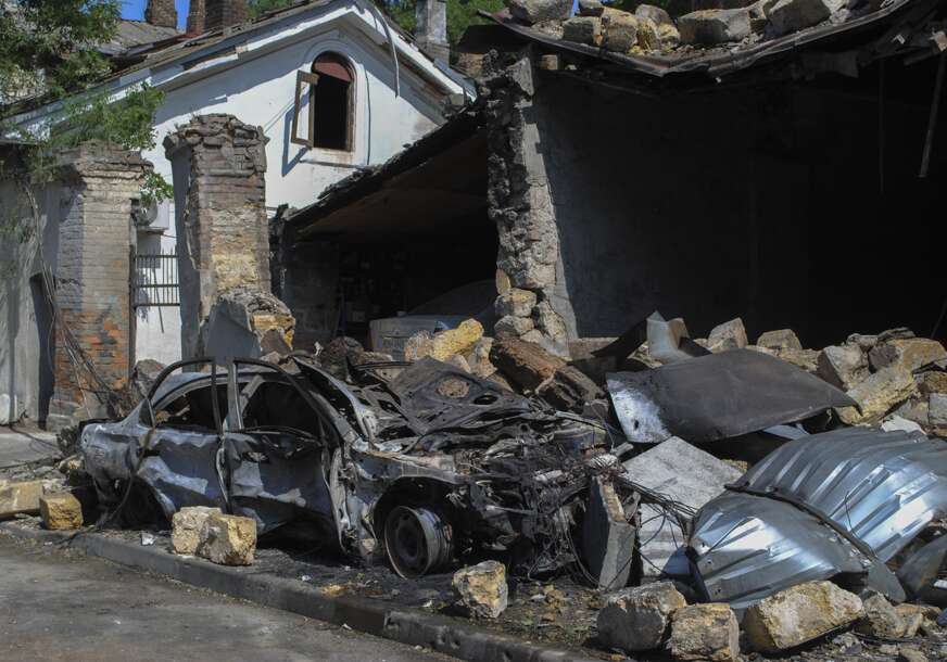"Krovovi su uništeni, automobili IZGORJELI" Rusija izvela novi NAPAD DRONOVIMA na Harkov, požari u stanovima, ima STRADALIH