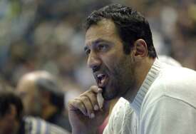 Operacija uspješno prošla: Vlade Divac hospitalizovan, evo u kakvom zdravstvenom stanju se nalazi legendarni košarkaš