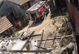(FOTO) Drama kod Prijedora: Izgorjela porodična kuća, obaviješteno tužilaštvo