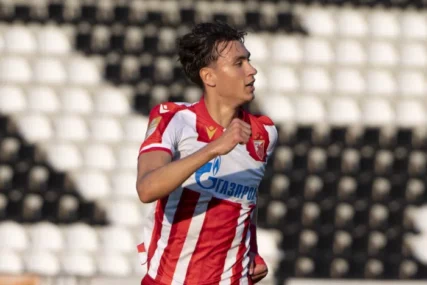 ZVEZDA IMA ČUDO OD DJETETA Aleksa ima 16 godina, njuh za gol i prezime koje mu (ne) pomaže