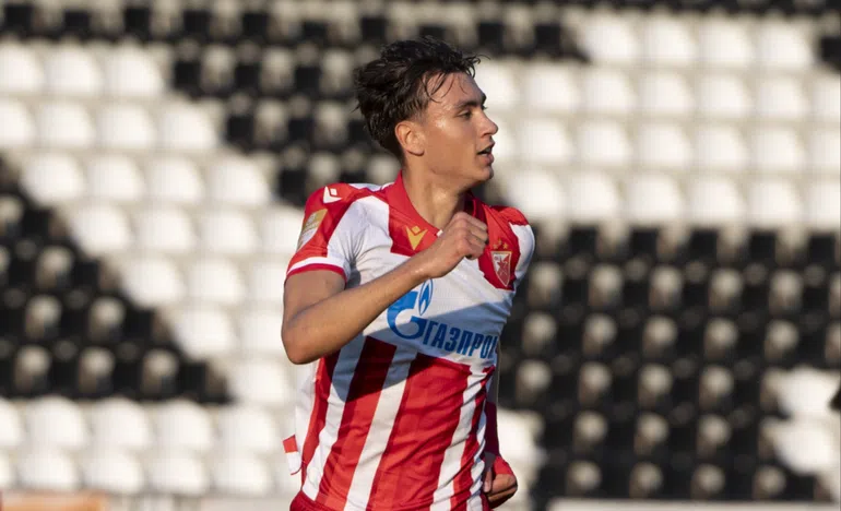 ZVEZDA IMA ČUDO OD DJETETA Aleksa ima 16 godina, njuh za gol i prezime koje mu (ne) pomaže