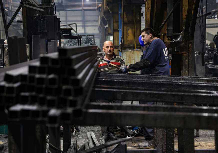 Fabrika radnik industrija metalurgija