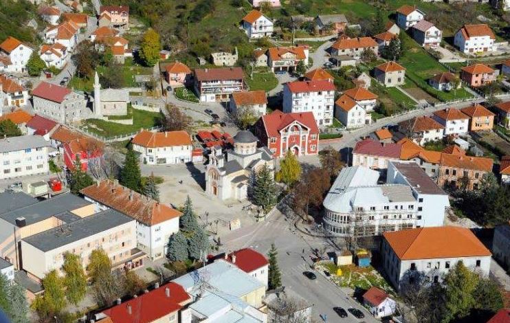 Stanovnici Plužina i Pive blokiraju put ka Sarajevu: Traže OTVARANJE GRANIČNOG PRELAZA Ravno za lokalno stanovništvo i turiste