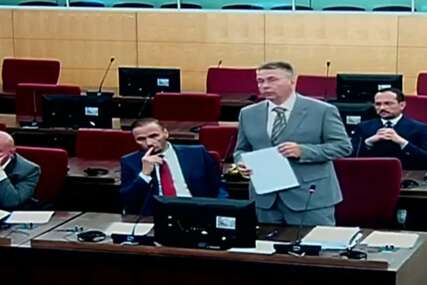 (VIDEO) Odbrana traži oslobađajući presudu, Tužilaštvo veću kaznu: Pogledajte šta se dešavalo na ročištu Dodiku i Lukiću pred Apelacionim vijećem Suda BiH