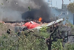 Avion se srušio u Indiji