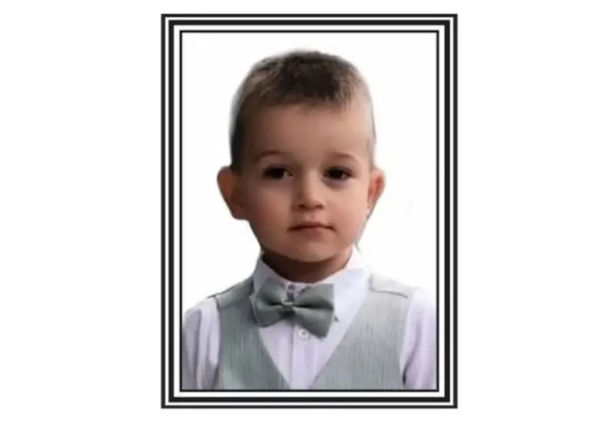 "SMRT NAŠU LJUBAV NE MOŽE DA IZBRIŠE" Jakov (5) stradao kada je na njega pala metalna ograda, oproštajne riječi porodice KIDAJU DUŠU