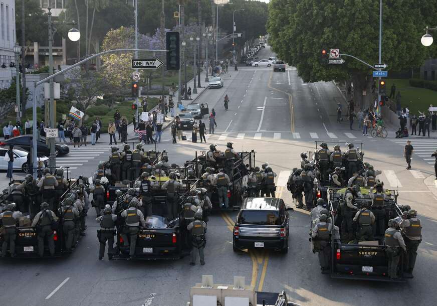 Los Anđeles protesti