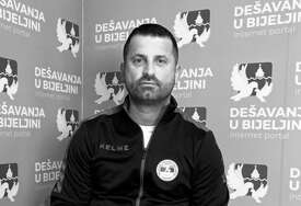 (FOTO) TUGA U BIJELJINI Preminuo čuveni trener ŽRK Radnik