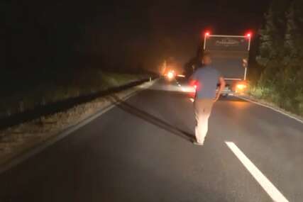 Jedan MOTOCIKLISTA POGINUO, drugi povrijeđen: Detalji teške saobraćajne nesreće kod Prijedora