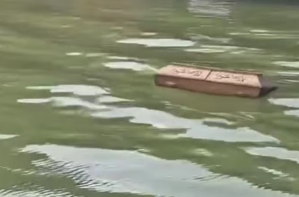 (VIDEO) „Ono kada ti i smrt krene niz vodu“ S brodića u čudu gledali šta „plovi“ Savom, JEZIV PRIZOR izazvao buru