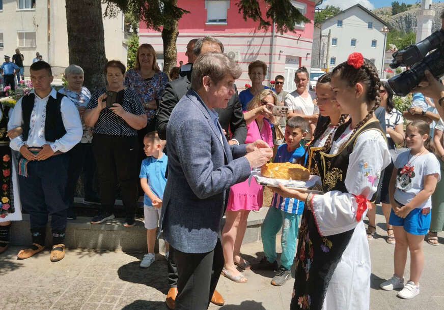 Rod Blagojević u posjeti opštini Gacko