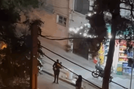(VIDEO) Zvuci violine nadjačali strah: Muzičar SVIRAO ZA KOMŠIJE dok je zvuk bombi odjekivao Teheranom "Tužna tišina ulice"