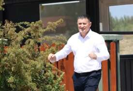 (VIDEO) “Posebna organizacija na koju sam ponosan” Na visoravni Manjače održan trening kamp u skokovima u vodu, prisustvovao i Đajić